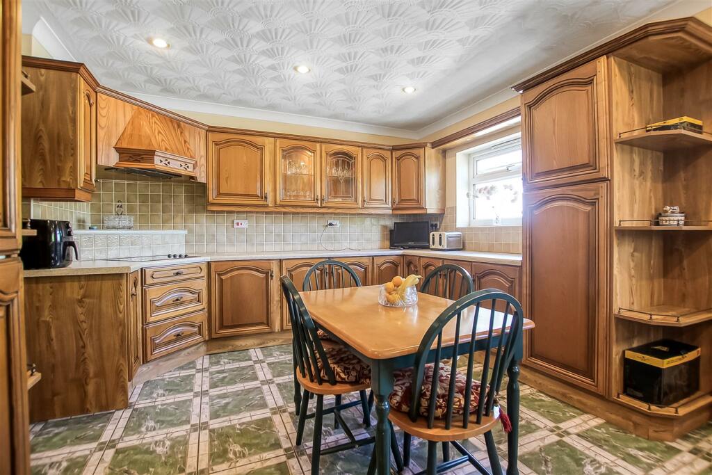 Additional property image - Beaumont Hill, Darlington