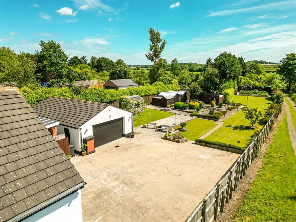Additional property image - Beaumont Hill, Darlington