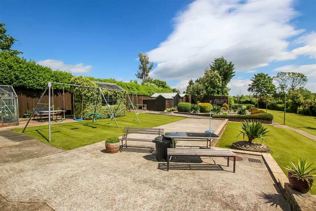 Additional property image - Beaumont Hill, Darlington