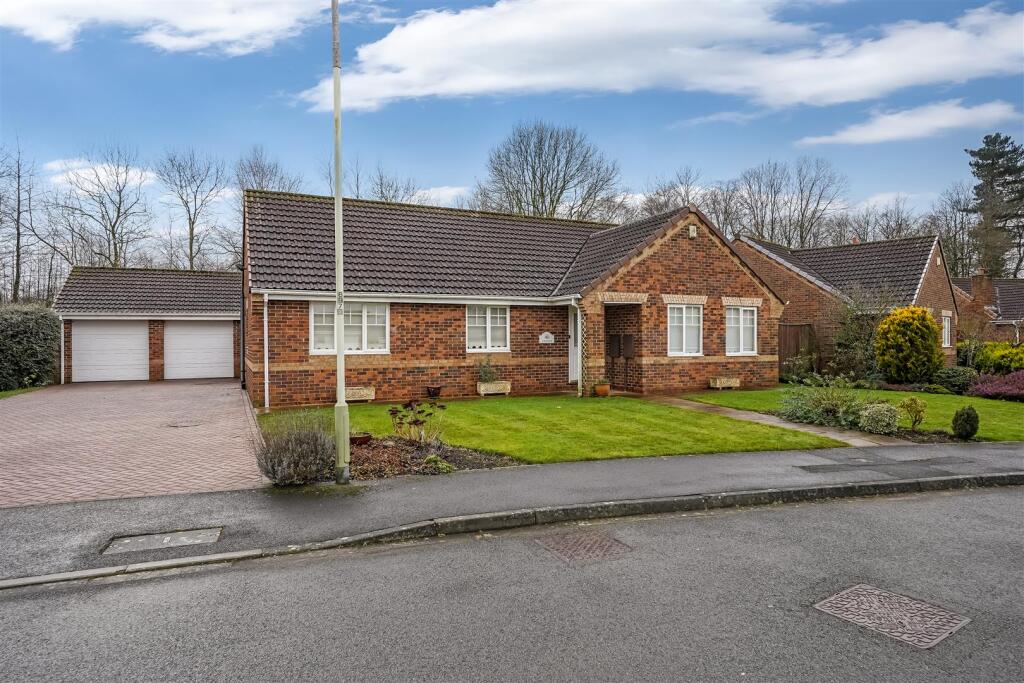 Main image of property: Craigmiller Park, Darlington