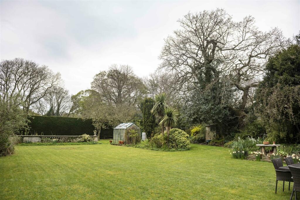 4 bedroom semidetached house for sale in School Lane, Gainford