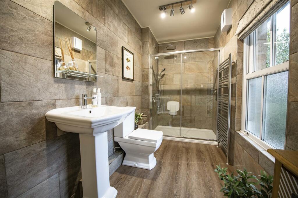 4 bedroom semidetached house for sale in School Lane, Gainford