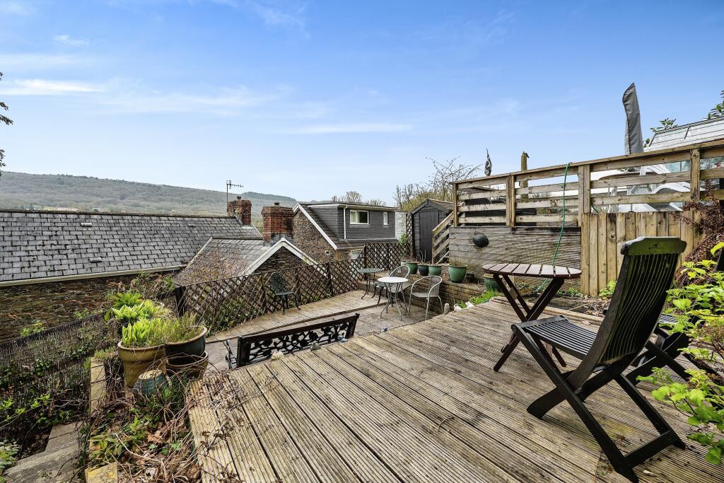3 bedroom detached house for sale in Swansea Road, Trebanos, Neath Port