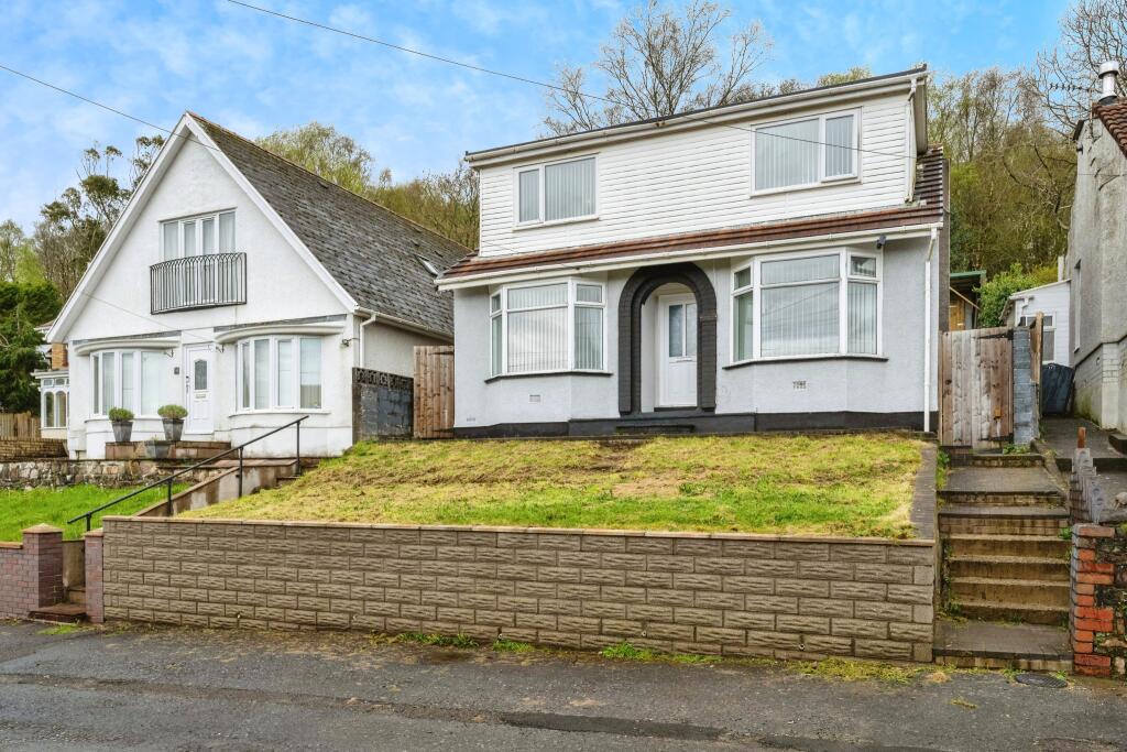 3 bedroom detached house for sale in Spionkop Road, Ynystawe, Swansea, SA6
