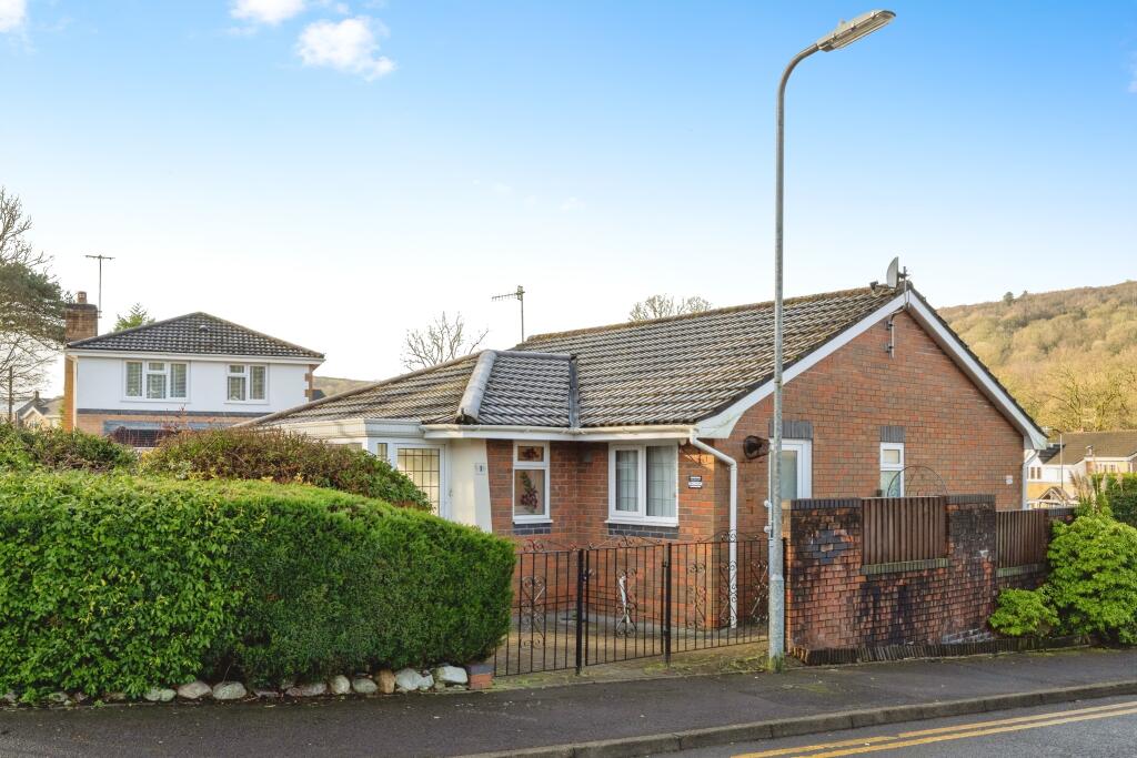 Main image of property: Waun Gron, Rhydyfro, Pontardawe, Swansea, SA8