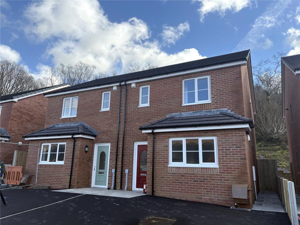 Main image of property: Clos Yr Ysgol, Clyne, Neath Port Talbot, SA11