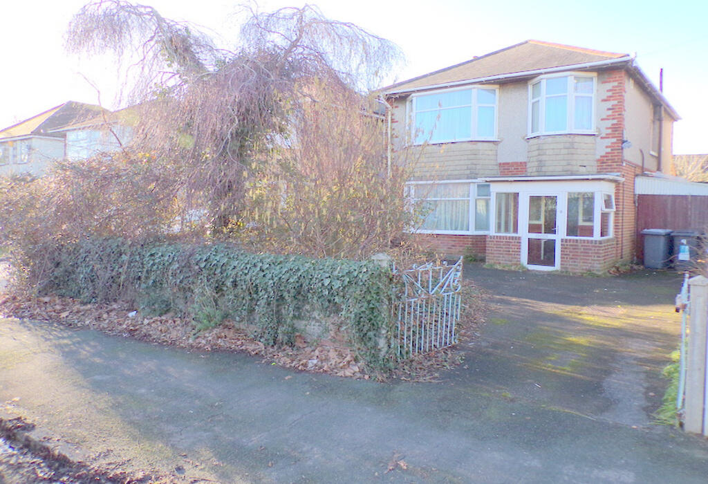 3 bedroom detached house for sale in Cox Avenue, Bournemouth, Dorset, BH9