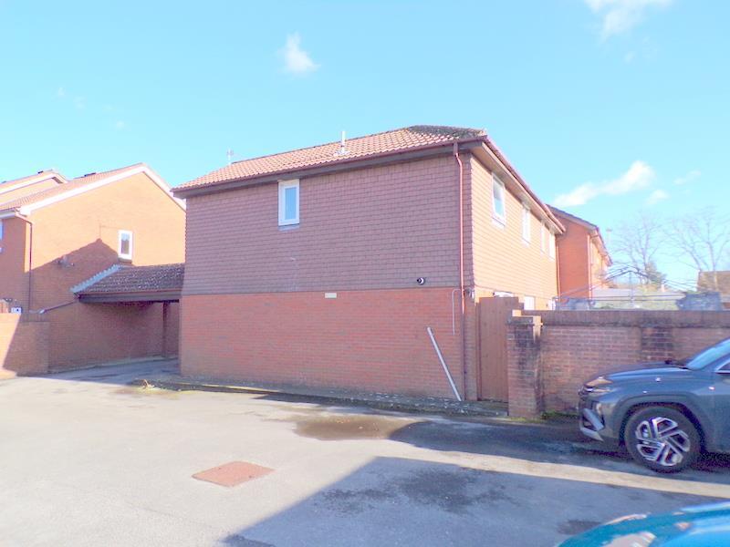 Additional property image - Tolpuddle Gardens, Bournemouth