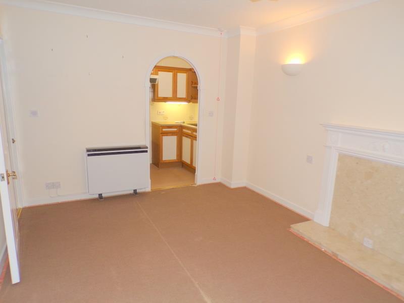 Additional property image - Queens Park West Drive, Bournemouth