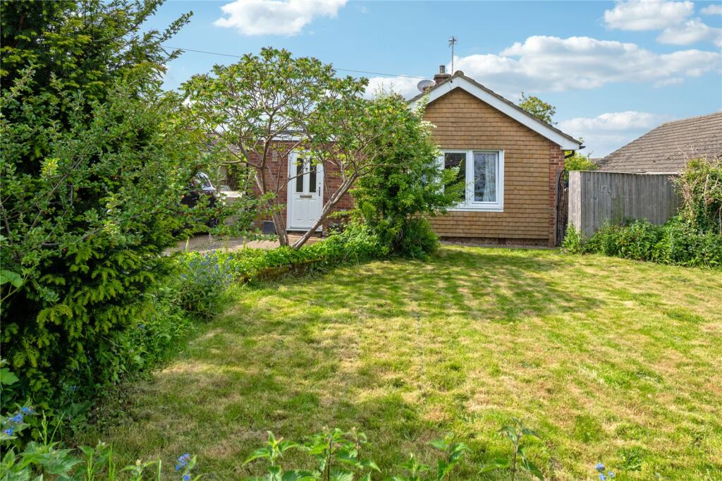 3 bedroom bungalow for sale in Thame, Oxfordshire, OX9