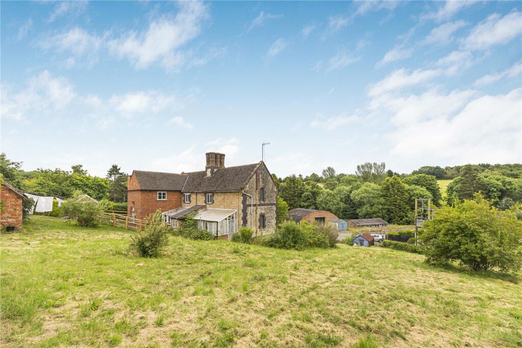 Additional property image - Combrook, Warwickshire