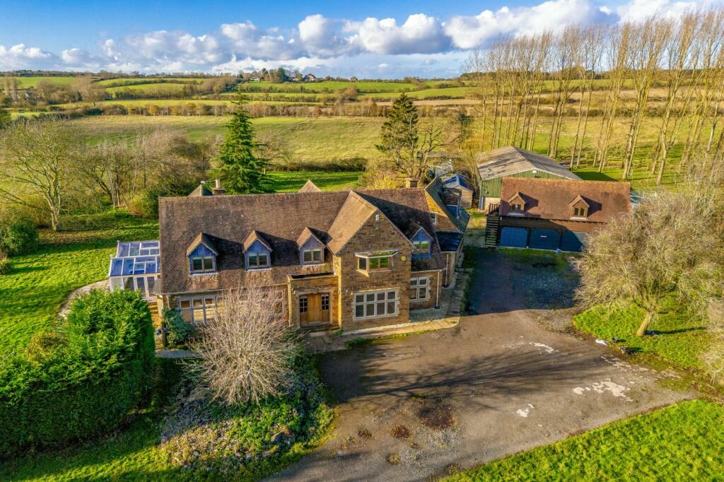 Additional property image - Kineton, Warwick, Warwickshire