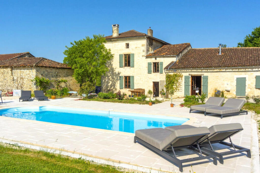 Main image of property: Poitou-Charentes, Charente, Salles-de-Villefagnan