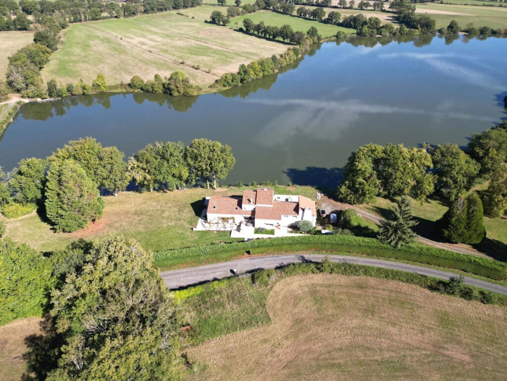 Main image of property: Poitou-Charentes, Vienne, Asnières-sur-Blour