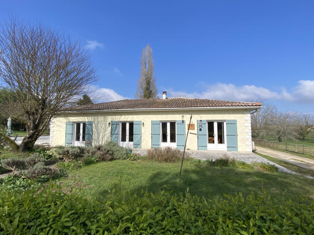 Main image of property: Poitou-Charentes, Charente, Aubeterre-sur-Dronne