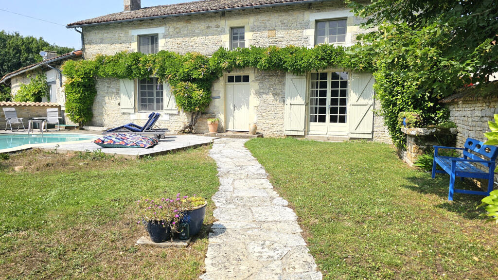 Main image of property: Poitou-Charentes, Deux-Sèvres, Messé