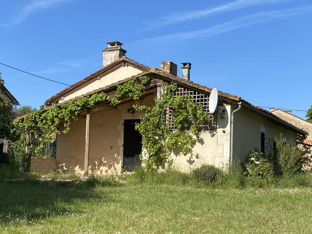 Main image of property: Poitou-Charentes, Charente, Aubeterre-sur-Dronne