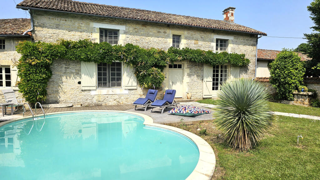 Main image of property: Poitou-Charentes, Deux-Sèvres, Messé