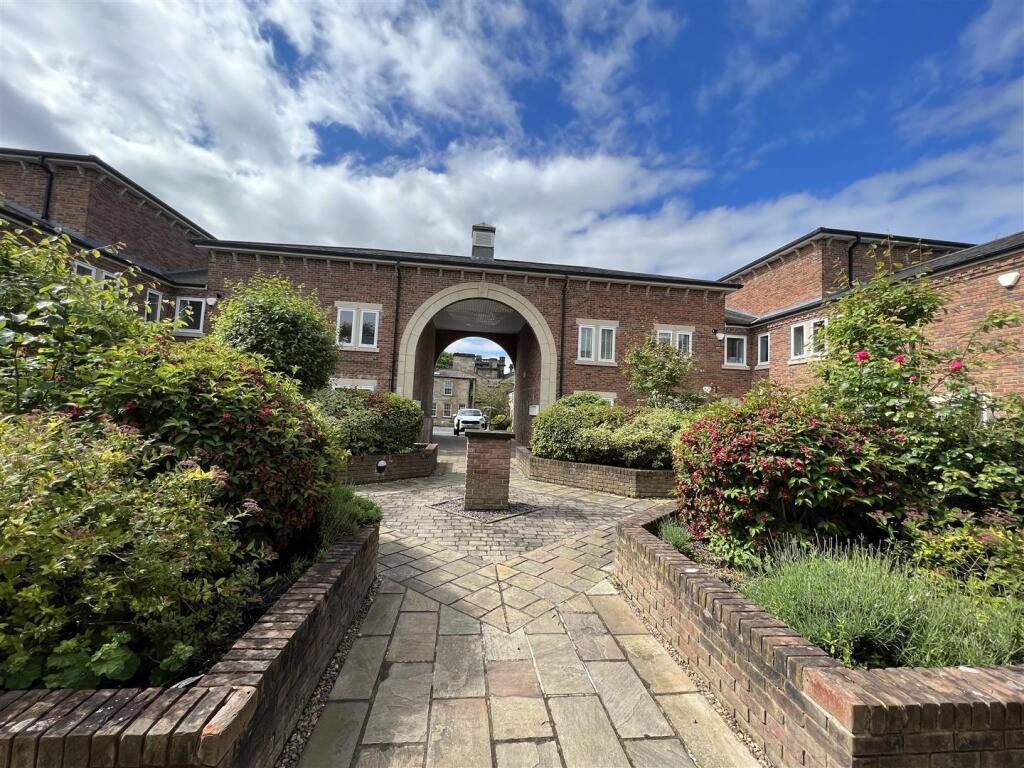 Main image of property: Chancel Square, Meanwood, LS6