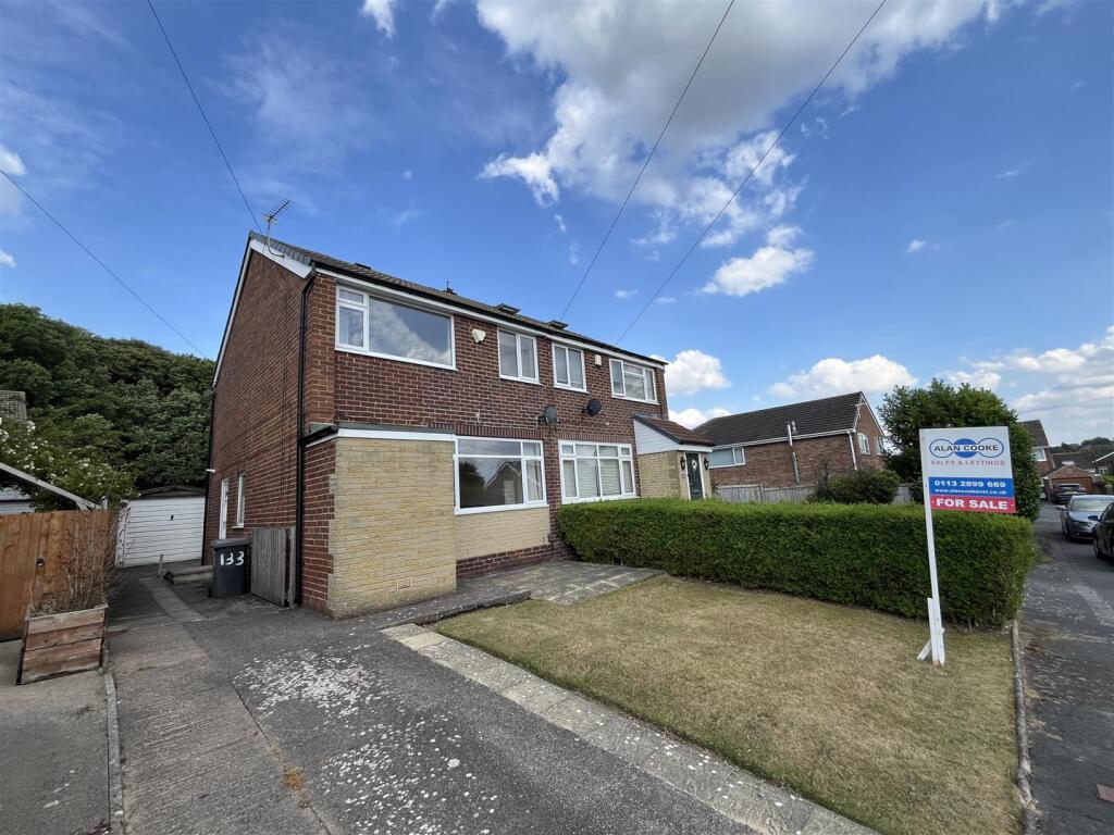 Main image of property: Church Avenue, Meanwood, LS6
