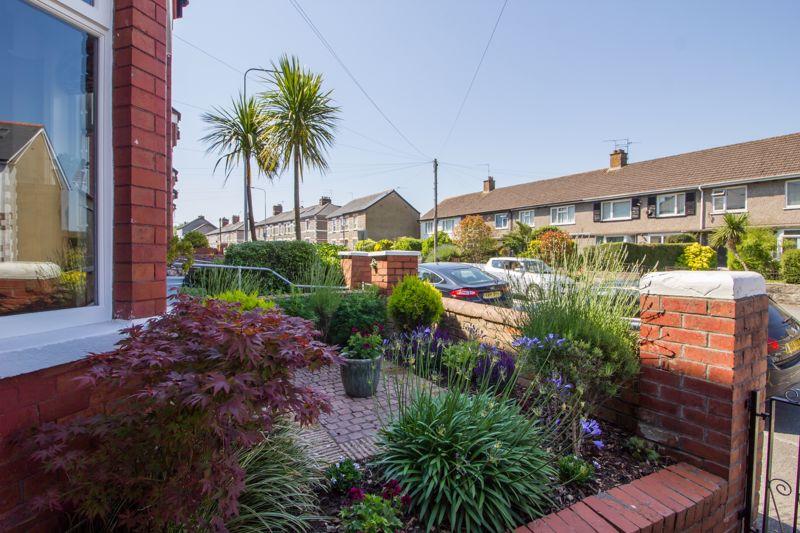 3 bedroom terraced house for sale in Redlands Road, Penarth, CF64