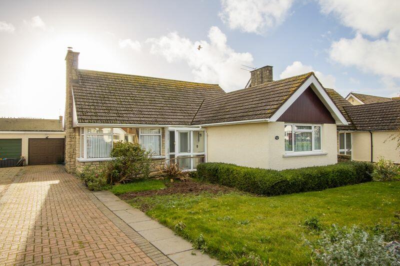 2 bedroom detached bungalow for sale in Dunster Drive, Sully, CF64