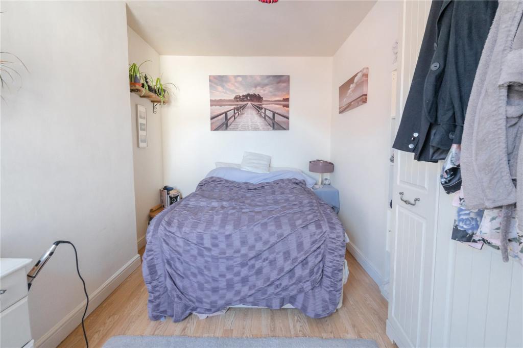 2 bedroom apartment for sale in Oxford Street, Cleethorpes, Lincolnshire, DN35