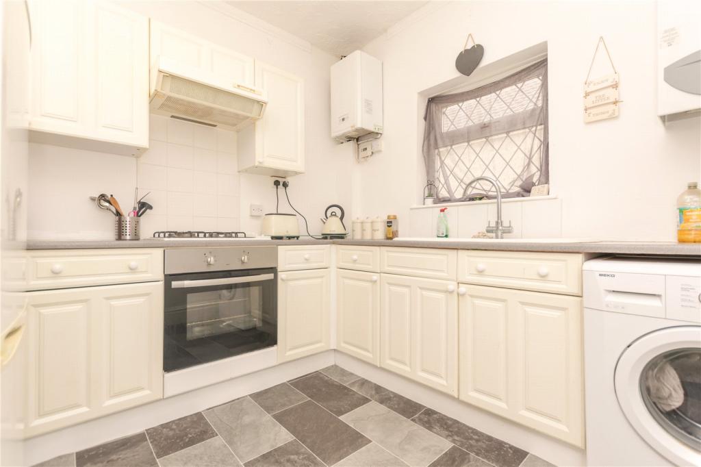2 bedroom apartment for sale in Grimsby Road, Cleethorpes, Lincolnshire