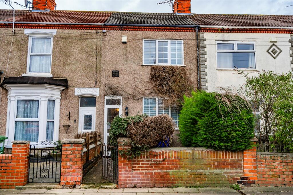 3 bedroom terraced house for sale in Ludford Street, Grimsby, Lincolnshire, DN32