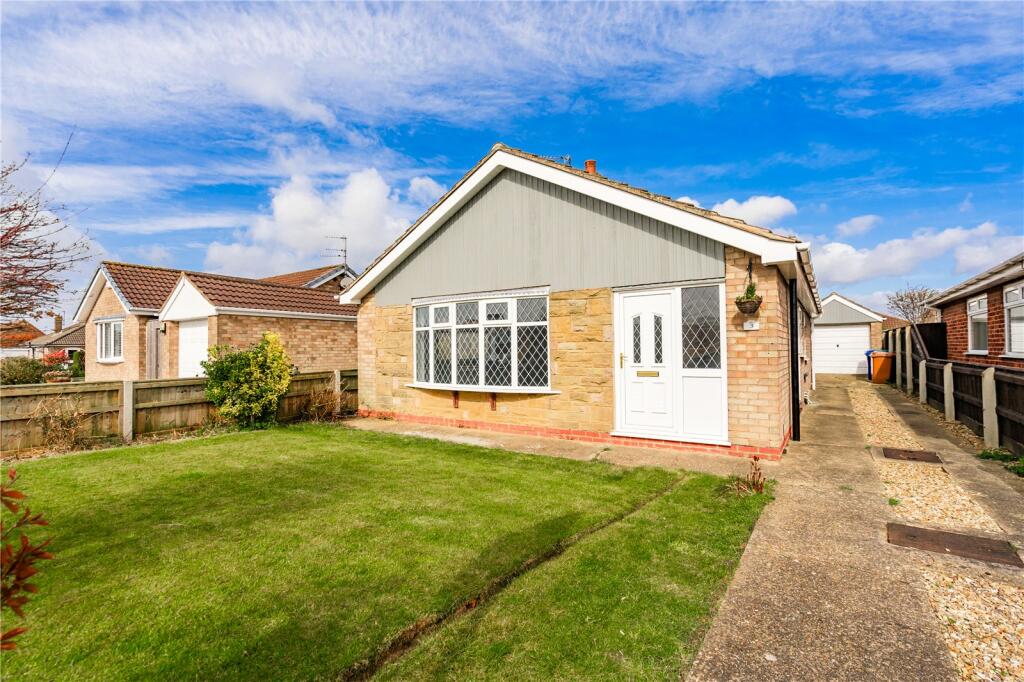 3 bedroom bungalow for sale in Waldorf Road, Cleethorpes, Lincolnshire