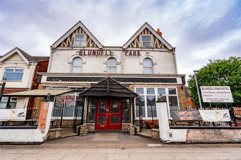 Main image of property: Grimsby Road, Cleethorpes, DN35
