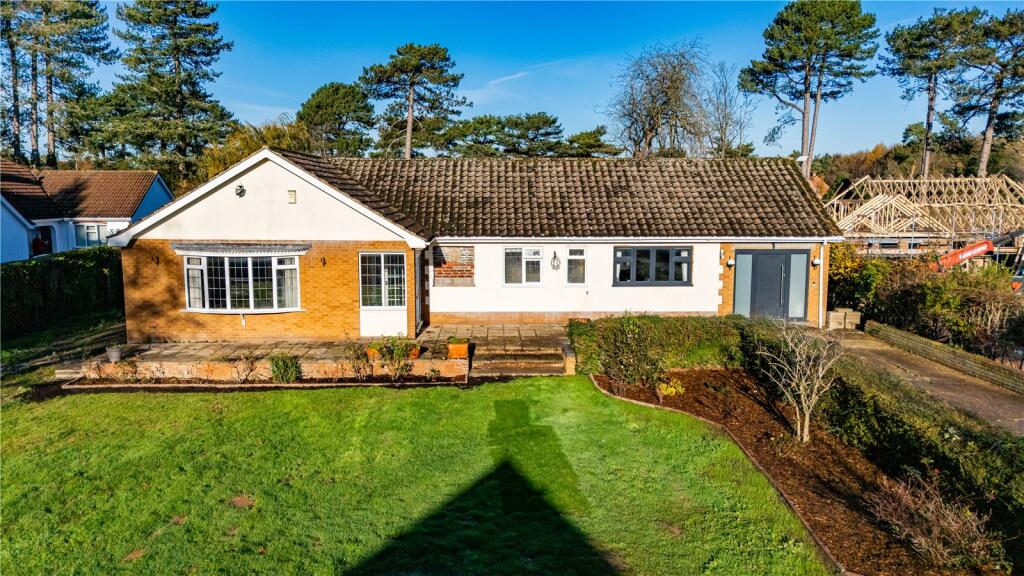 Main image of property: Humberston Avenue, Humberston, Grimsby, Lincolnshire, DN36