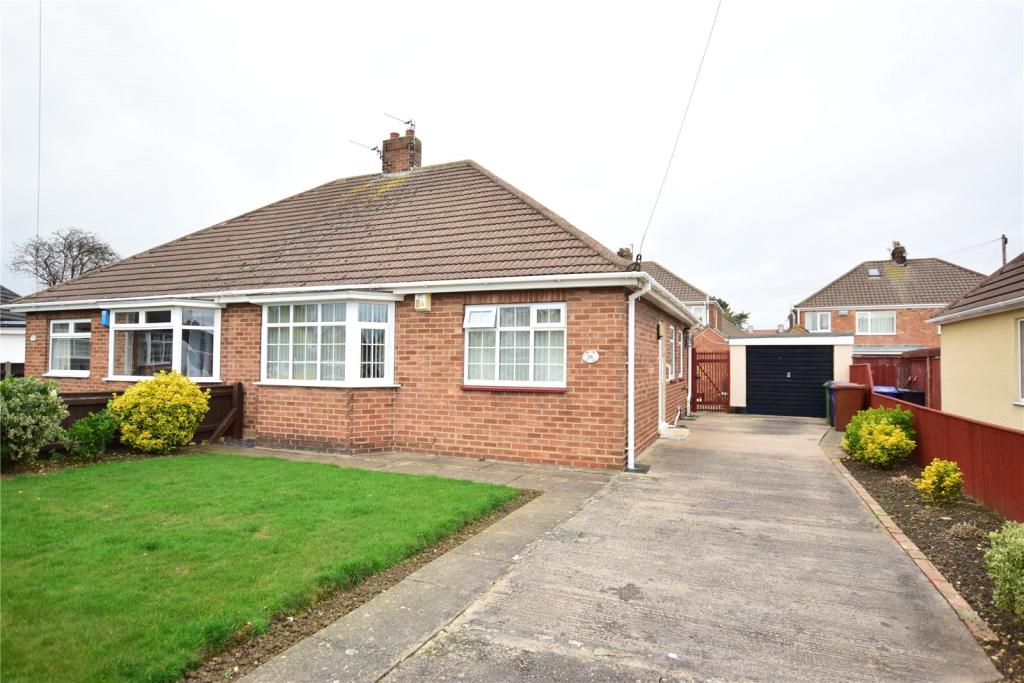 2 bedroom bungalow for sale in Malvern Avenue, Grimsby, DN33