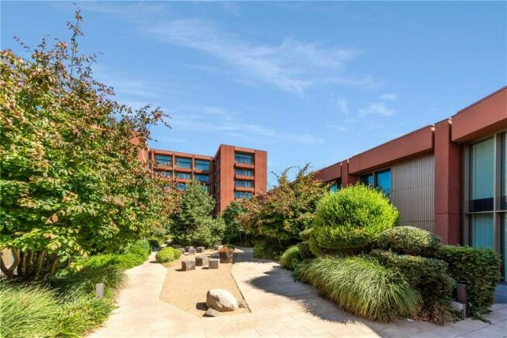 Main image of property: Tapestry Apartments, Kings Cross, Canal Reach, London, N1C