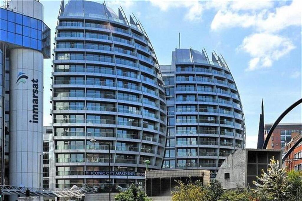 Main image of property: Bezier Apartments, City Road, London, EC1Y