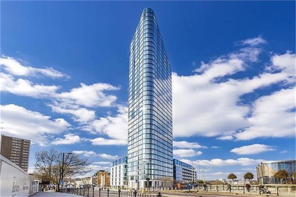Main image of property: Chronicle Tower, Angel, Islington, City Road, London, EC1V