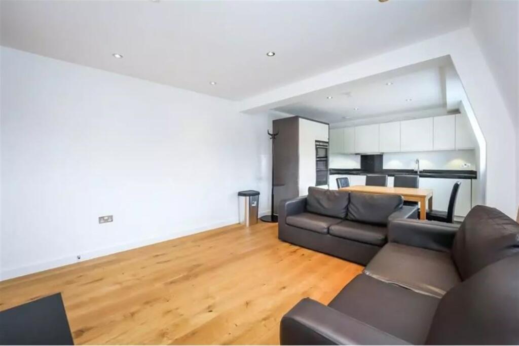 Main image of property: The Penthouse, Townhouse, The Broadway, Ealing, Acton, London, W5
