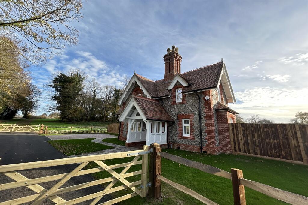 Main image of property: Oakley, Basingstoke, Hants