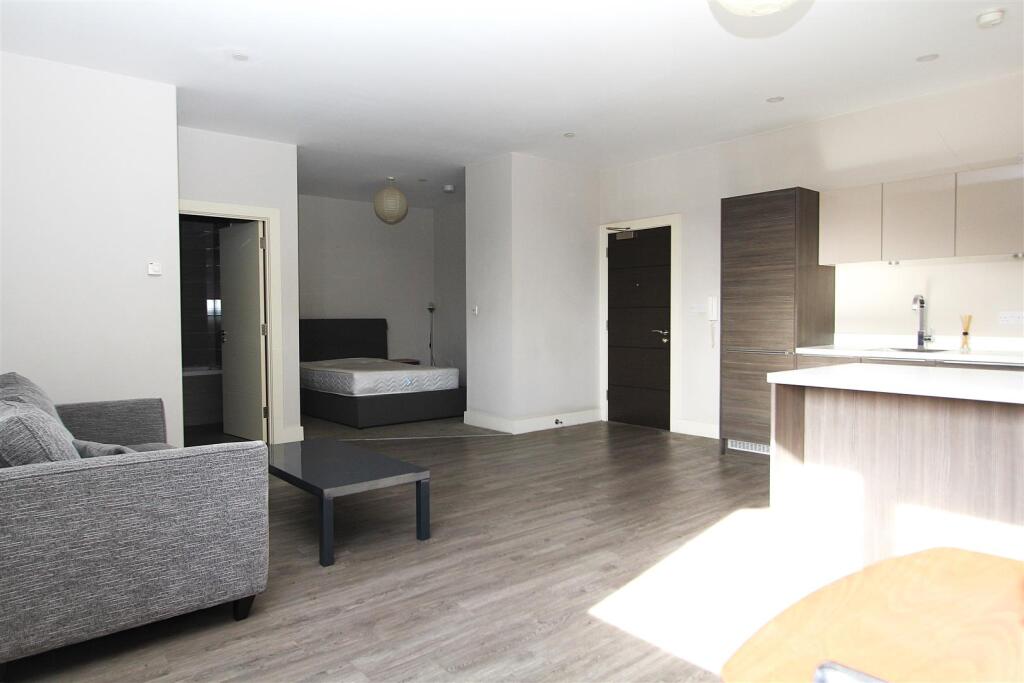 Main image of property: Dawsons Square, Pudsey