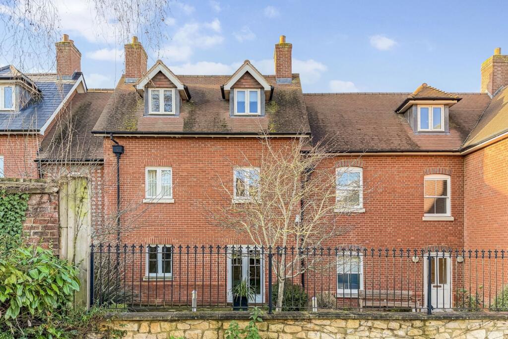 Main image of property: Church Street, Wantage