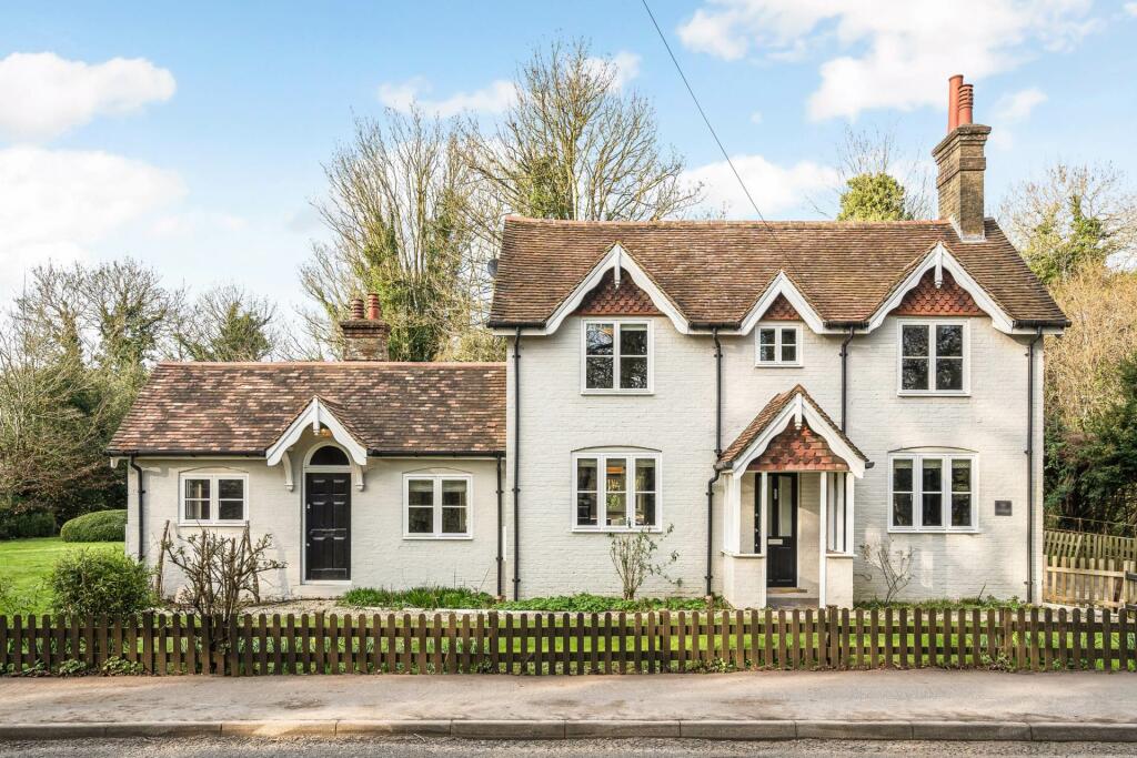 Main image of property: Station Road, Tring