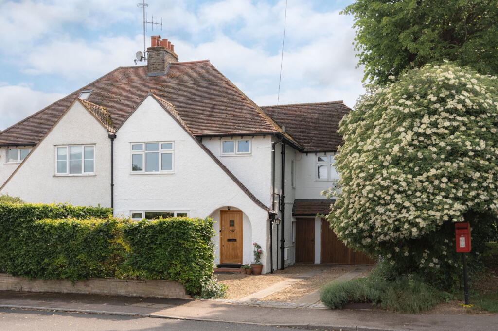 Main image of property: Miswell Lane, Tring, Hertfordshire HP23