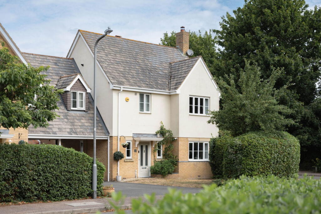 Main image of property: Castle Close, Pitstone, Buckinghamshire LU7