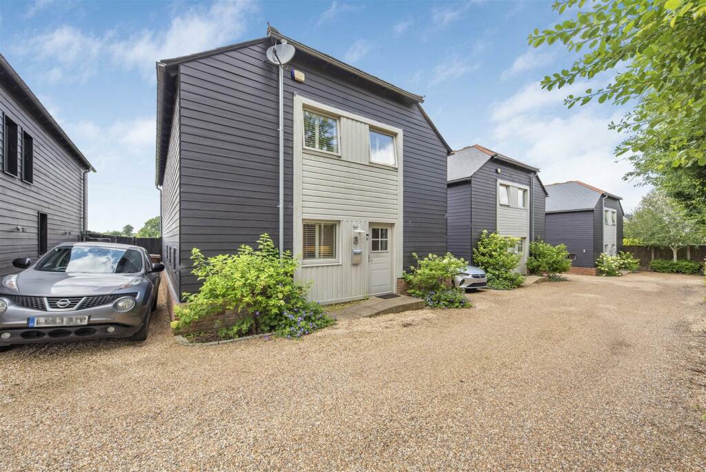 Main image of property: Windmill Close, Meopham