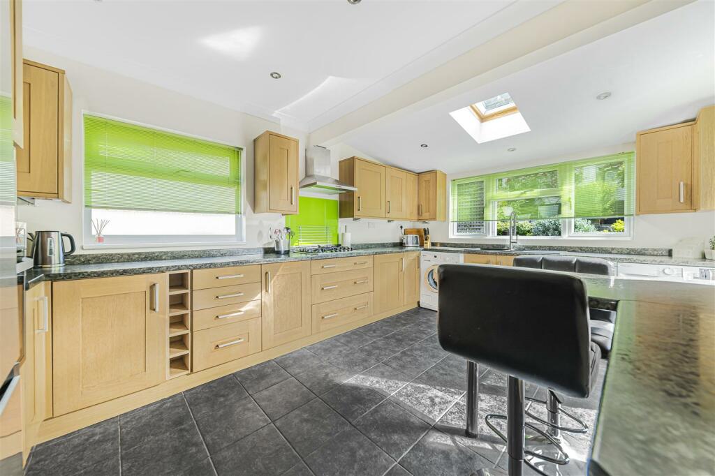 Additional property image - Castlefields, Istead Rise, Gravesend
