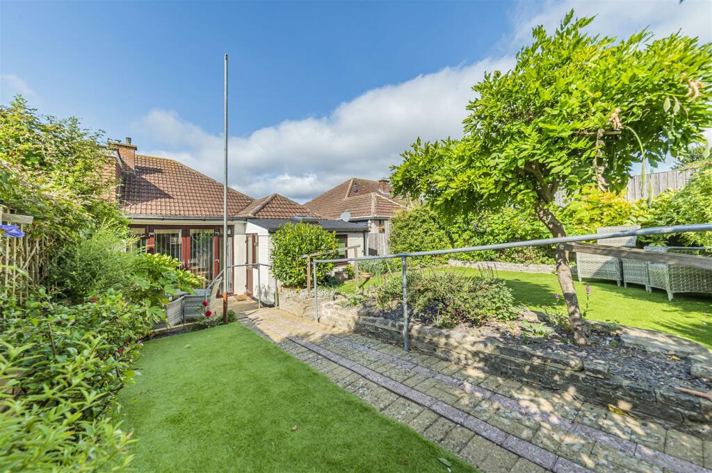 Additional property image - Castlefields, Istead Rise, Gravesend