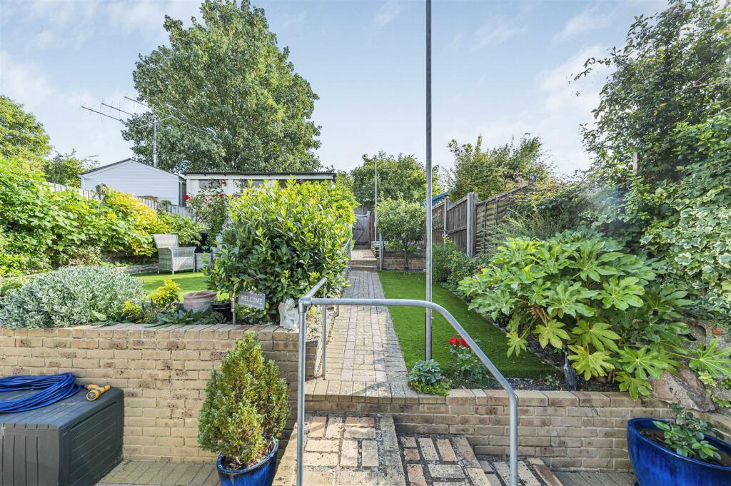 Additional property image - Castlefields, Istead Rise, Gravesend