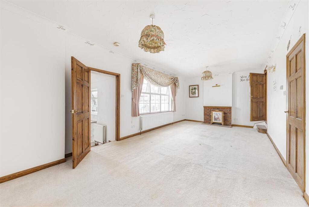 Additional property image - Gravesend Road, Shorne,