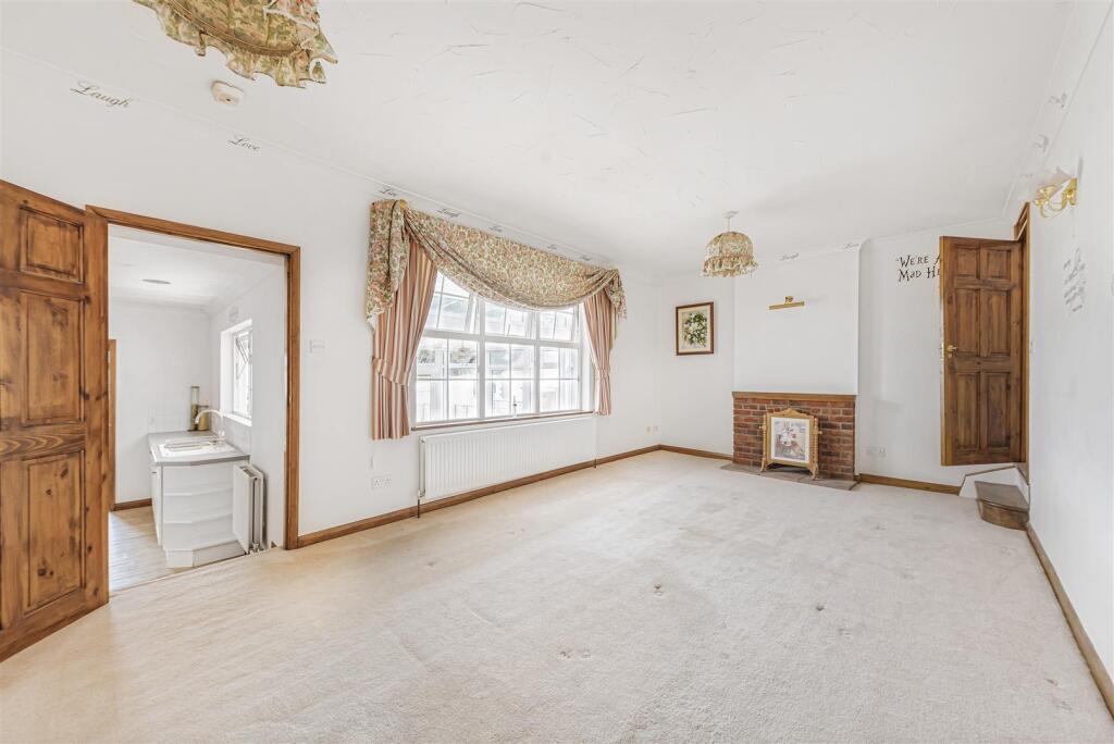 Additional property image - Gravesend Road, Shorne,