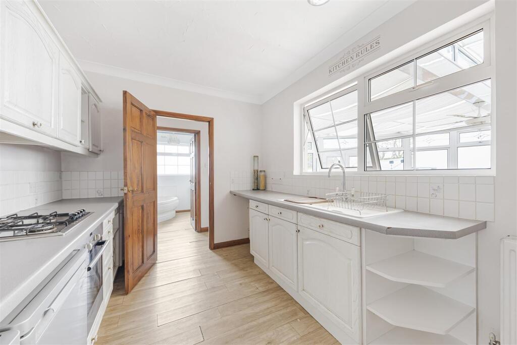 Additional property image - Gravesend Road, Shorne,
